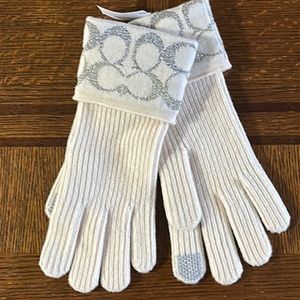 Coach knit gloves ivory